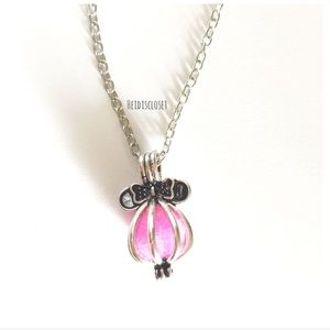 Minnie Mouse Oil Necklace. NEW!